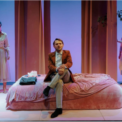 Teatrul Szigligeti Oradea aduce în noiembrie spectacole diverse și oferte speciale la bilete