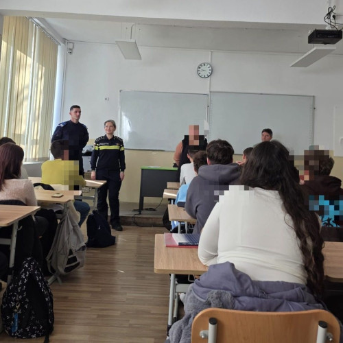 Acțiune în școlile din Alba Iulia pentru prevenirea delincvenței juvenile