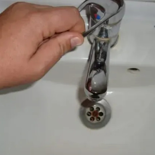 Mai multe cartiere din Cluj-Napoca au rămas fără apă din cauza unor avarii