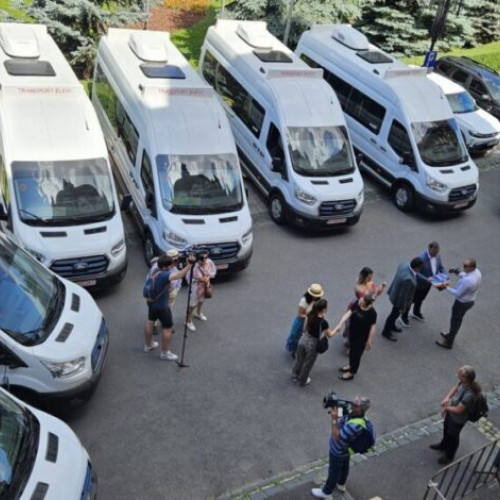 Consiliul Județean Buzău va livra microbuze electrice pentru transportul elevilor în decembrie