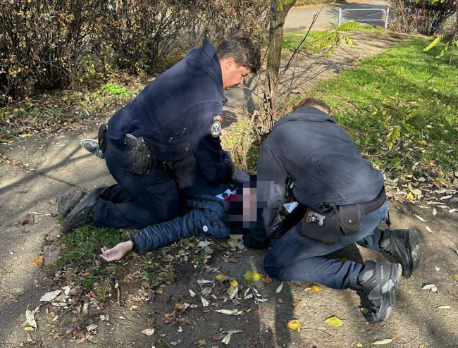 Salvare promptă la Brașov: jandarmii au resuscitat un bărbat căzut