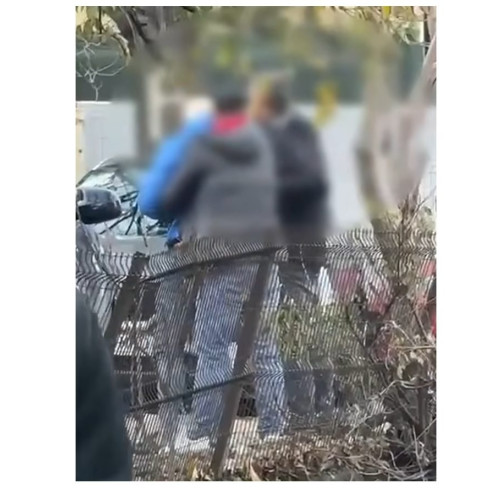 Tentativă de tâlhărie asupra unui livrator, prevenită de intervenția poliției și a martorilor