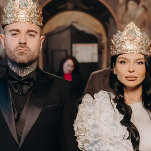 Francisca și TJ Miles s-au căsătorit religios și așteaptă primul lor copil