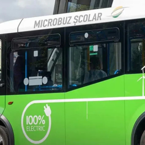 Microbuzul electric pentru elevi, aprobat în Gura Teghii în pofida opoziției USR