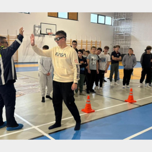 Acţiuni integrate pentru siguranţa elevilor în şcolile din Oradea şi Beiuş