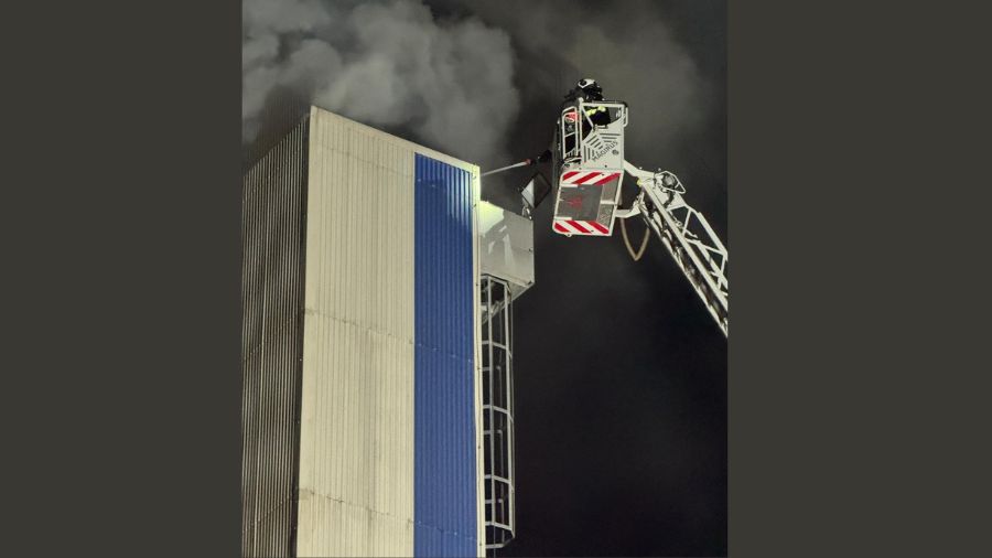 Incendiu la un siloz de cereale în comuna Bârsănești, intervenție promptă a pompierilor