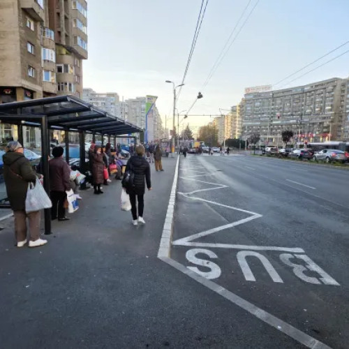 Clujul montează 60 de noi copertine în stațiile de transport public în 2024