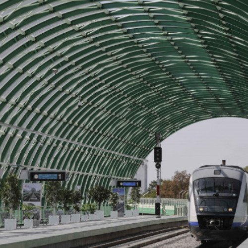 Modificări în circulația trenurilor spre Aeroportul Henri Coandă în nopțile de 18 și 19 noiembrie