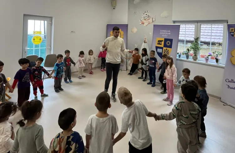 Tradițiile românești au fost aduse în grădinițele din Cluj prin ateliere speciale