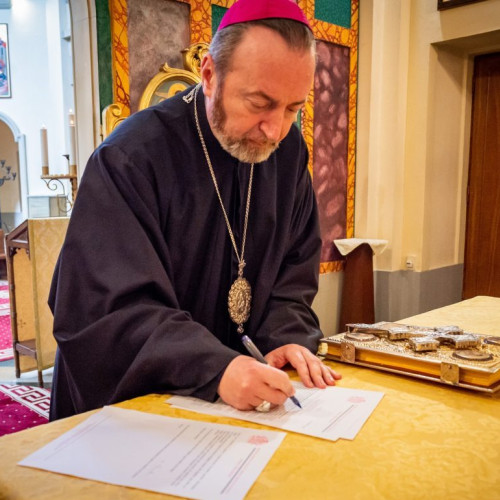 Claudiu Pop, noul arhiepiscop major al Bisericii Greco-Catolice, un lider pragmatic și inspirator