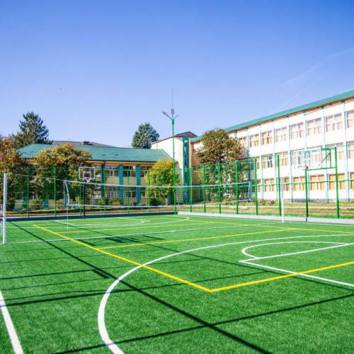 Noua bază sportivă pentru tinerii din Titu a fost inaugurată oficial