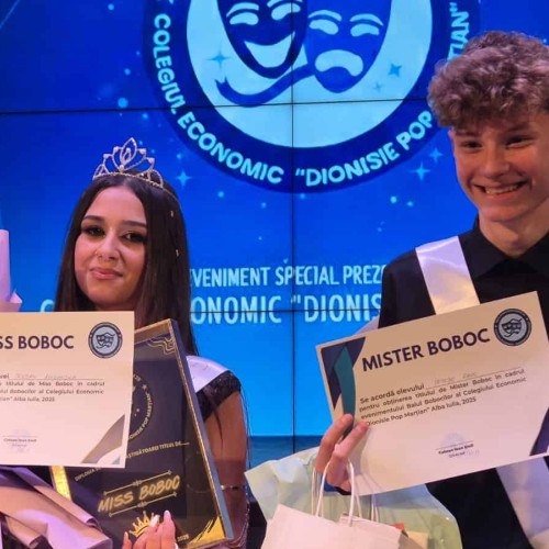 Alexandra Șerban și Raul Iftode au câștigat Miss și Mister Boboc la Colegiul Economic din Alba Iulia