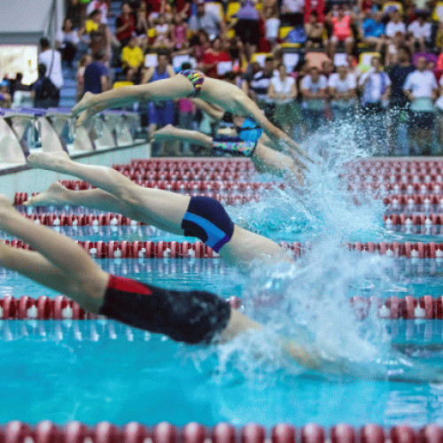 Coronea Brașov strălucește cu medalii la Campionatele Naționale de înot de la Otopeni