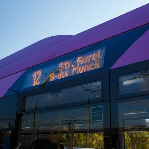 Clujenii din Mărăști și Între Lacuri au acces la o linie nouă de troleibuz