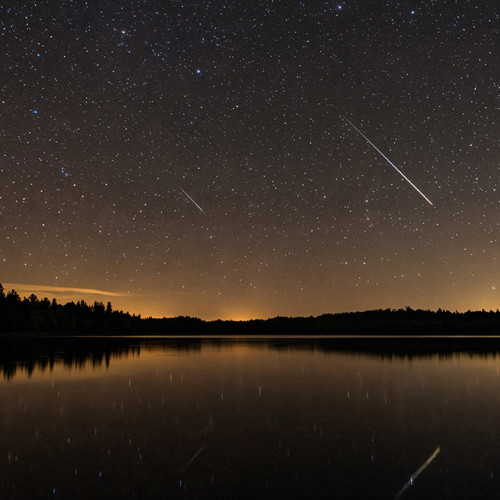 Ploaia de stele Leonide 2025 atinge apogeul în noaptea de 16 spre 17 noiembrie