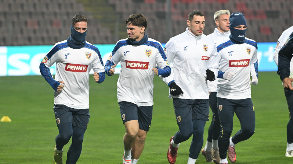 Mircea Lucescu face o schimbare surpriză înainte de meciul cu Bosnia