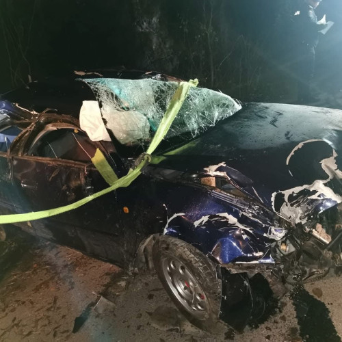 Tragedie rutieră la Ocoliș: tânăr de 20 de ani și-a pierdut viața după ce s-a răsturnat cu mașina