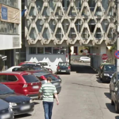 Strada pietonală Kovács Dezső, pericol pentru pietoni din cauza șoferilor indisciplinați