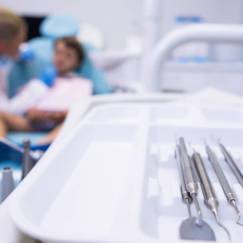 Primul control stomatologic la copii ar trebui să fie în primul an de viață, recomandă specialiștii