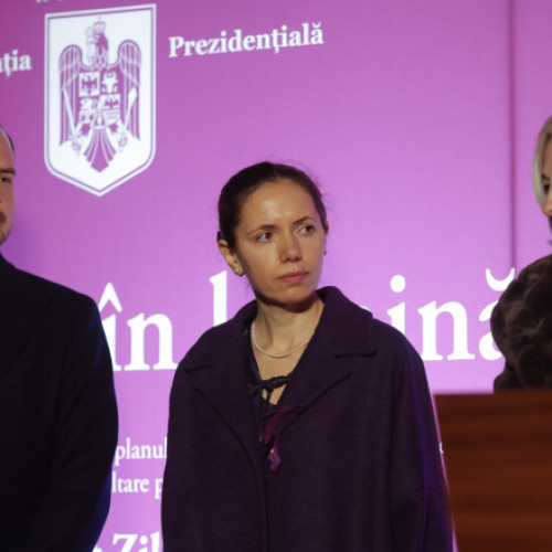 Palatul Cotroceni luminat în violet pentru copiii născuți prematur în România