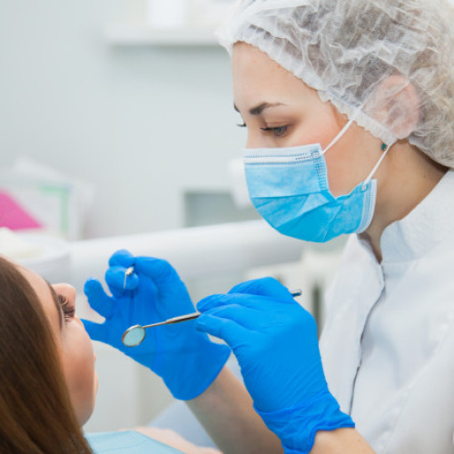 Servicii medicale stomatologice gratuite sau decontate pentru persoanele neasigurate din România