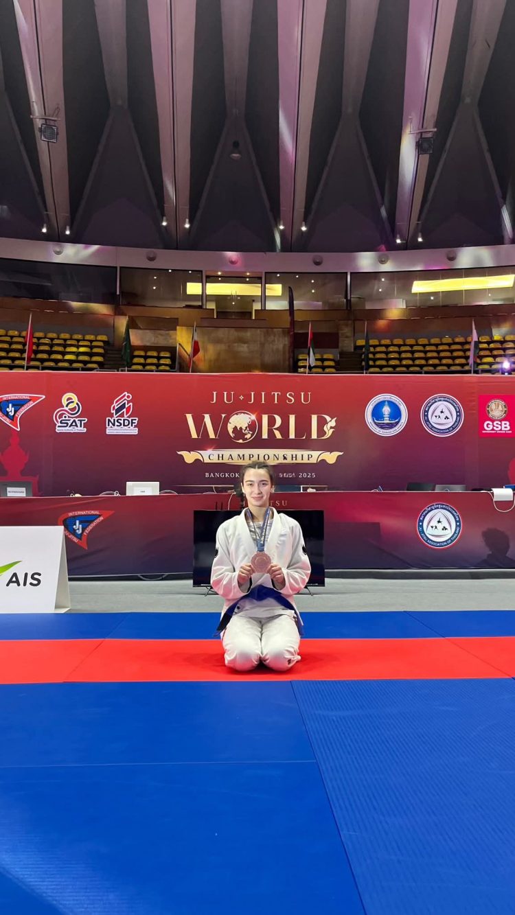 Mădălina Măteșan urcă din nou pe podium la Campionatul Mondial de Jiu-Jitsu