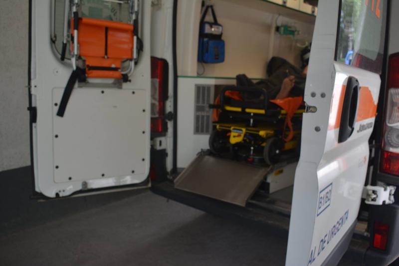 Bătrân din Slivilești a murit în ambulanță între două spitale din Târgu Jiu
