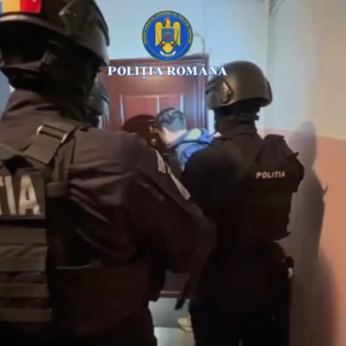 Șapte percheziții în București și trei județe într-un dosar de trafic cu mașini de lux