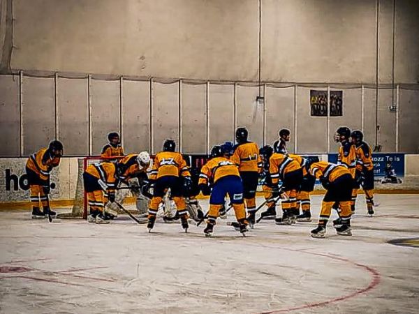 Corona Brașov a câștigat dramatic la Fenestela 68 după prelungiri