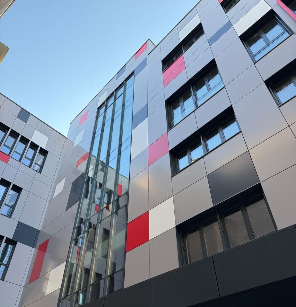 Concurență mare pentru posturile de infirmier și îngrijitor la spitalul din Bistrița