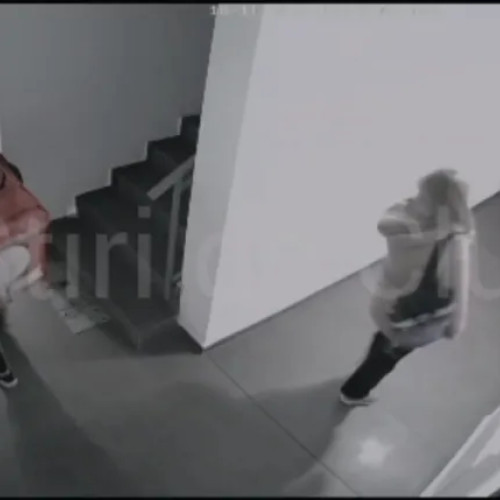 Livrator de mâncare surprins furând un colet în Cluj-Napoca