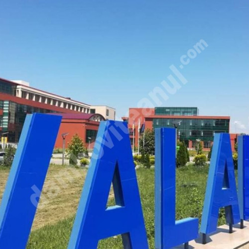 Terminarea înscrierilor pentru conducerea Universității Valahia. Numele candidaților care vor concura la alegerile din 11 martie.