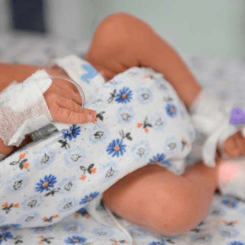 Testarea nou-născuţilor va fi extinsă la 18 biomarkeri din 2026