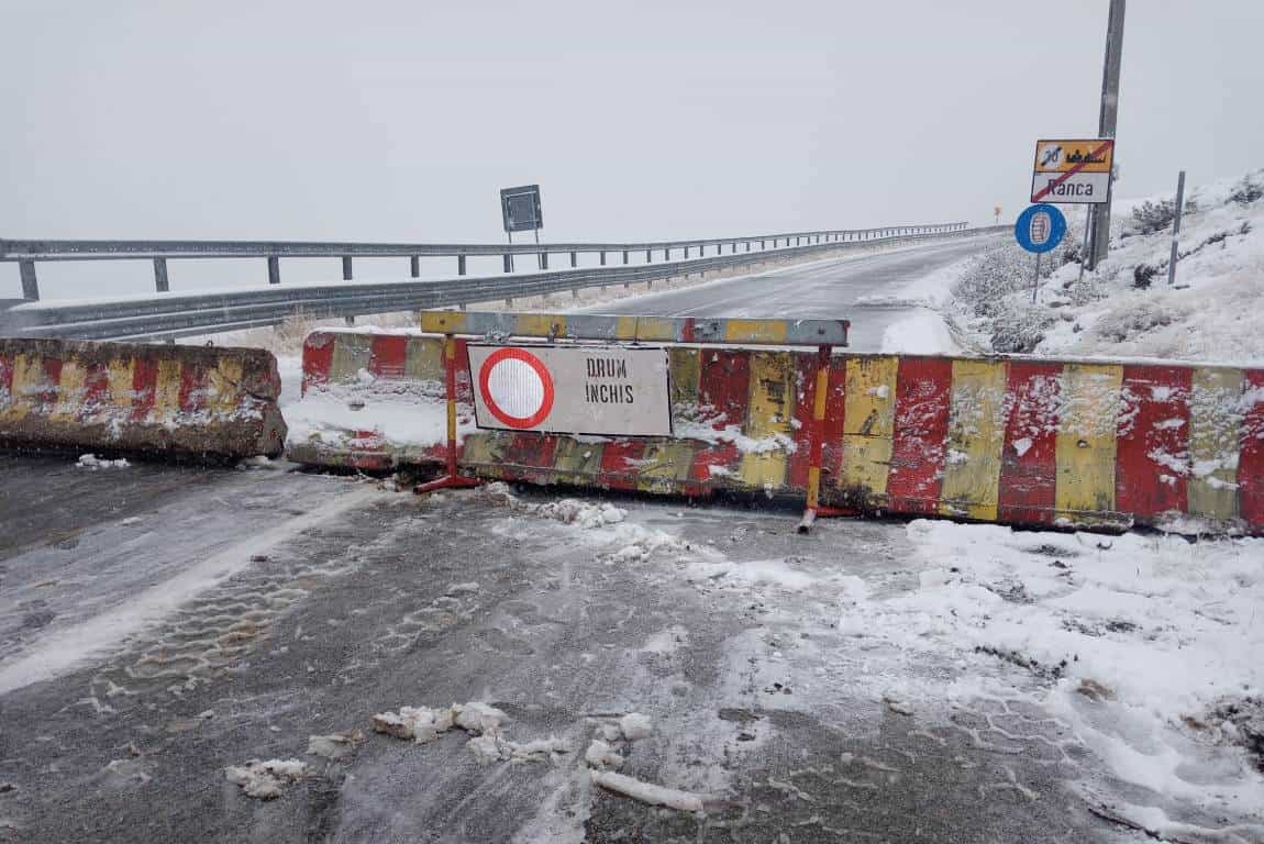 Mai multe drumuri județene din Alba închise pe perioada iernii 2025-2026