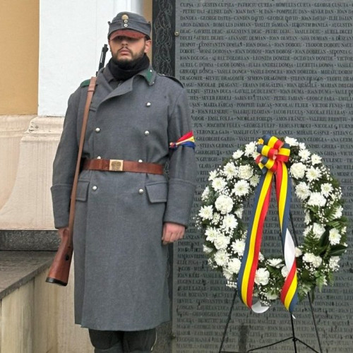 Clopotele bisericilor din județul Alba vor bate de 107 ori în memoria Marii Uniri