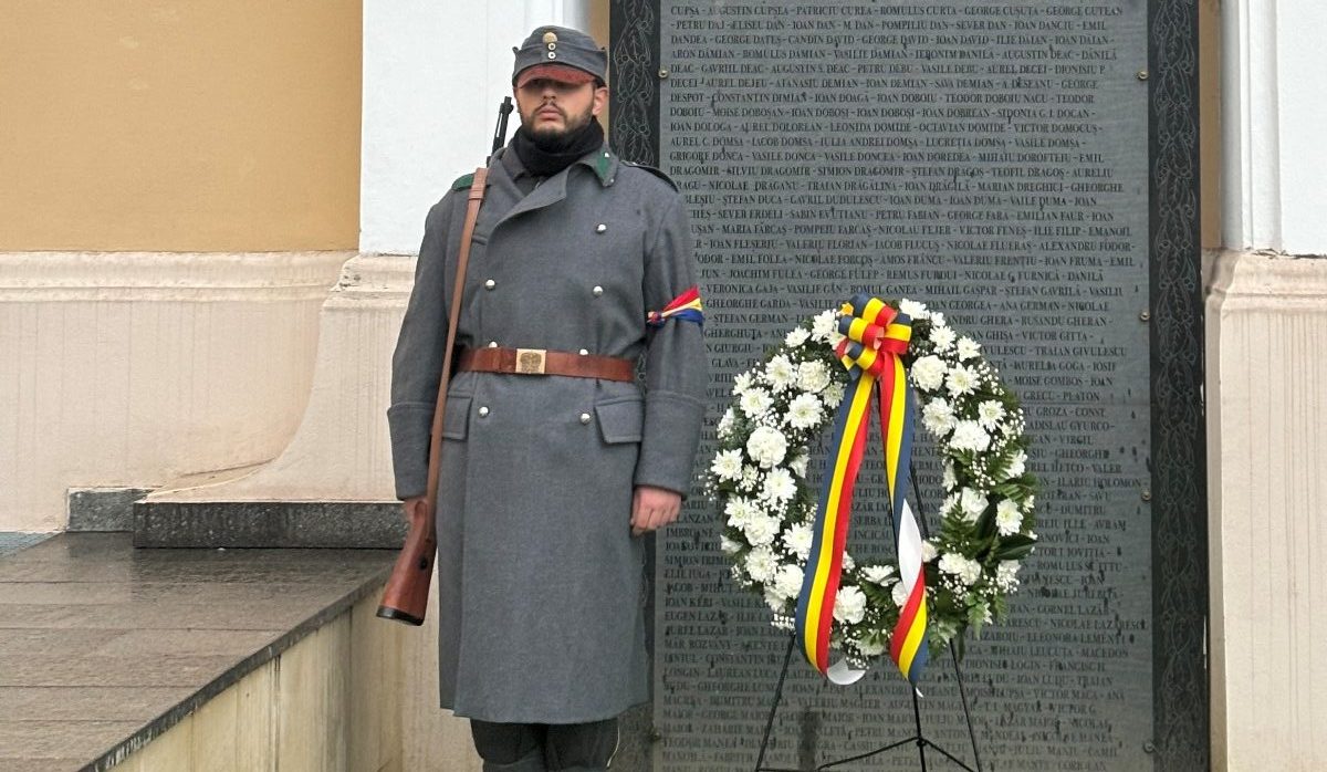 Clopotele bisericilor din județul Alba vor bate de 107 ori în memoria Marii Uniri