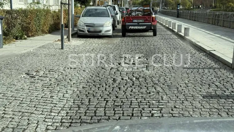 Strada Mamaia din Cluj-Napoca, un pericol pentru șoferi și pietoni