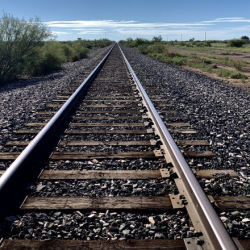 Doi bărbați răniți pe un șantier feroviar în județul Cluj, loviți de o bucată de șină