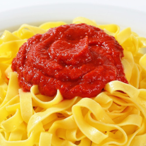 Italia confiscă peste 42 de tone de pastă de tomate fals etichetată ca produs italian