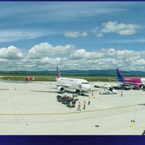 Aeroportul Internațional Brașov a depășit 380.000 de pasageri în 2025 și plănuiește extinderea