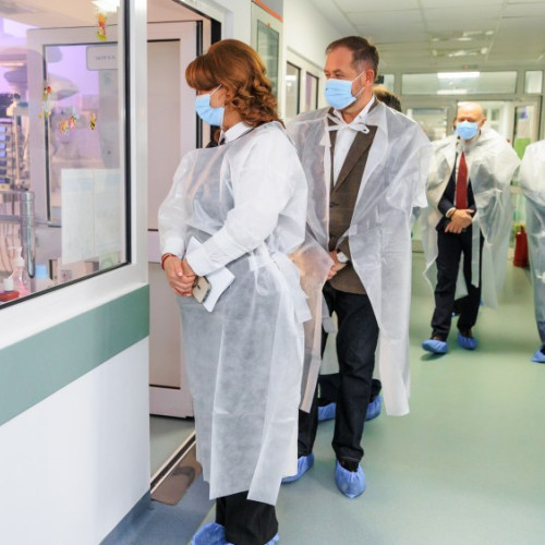 La Bacău a fost inaugurat un nou compartiment modern de terapie intensivă neonatală