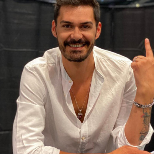 George Burcea candidează la Primăria Capitalei, susținut de Partidul Oamenilor Tineri