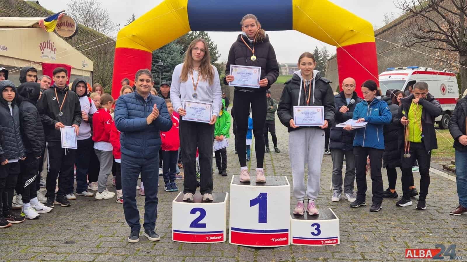 56 de ediții pentru Crosul Unirii la Alba Iulia cu peste 350 de participanți