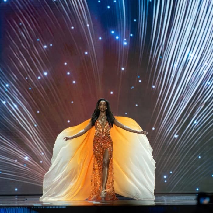 Concursantă cade de pe scenă în Thailanda și ajunge la terapie intensivă