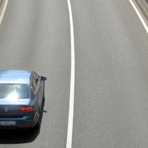 Bărbat amendat și cu permisul suspendat după ce a condus pe contrasens pe A3