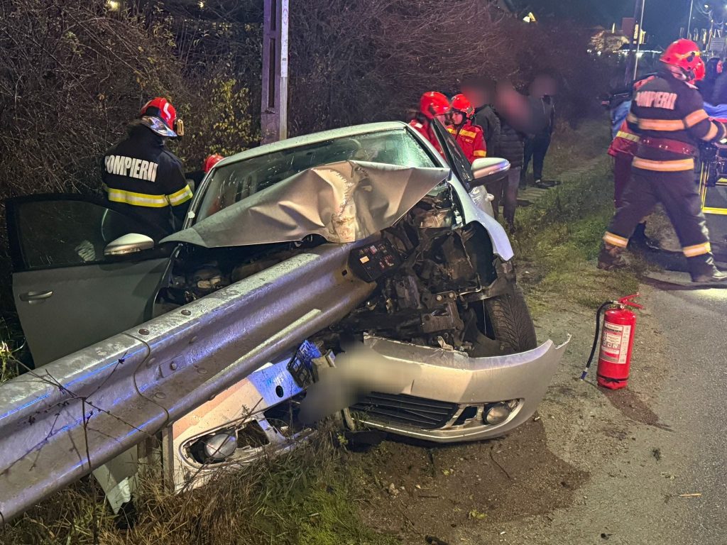 Tânără de 23 de ani rănită într-un accident pe DN 73, în comuna Micești