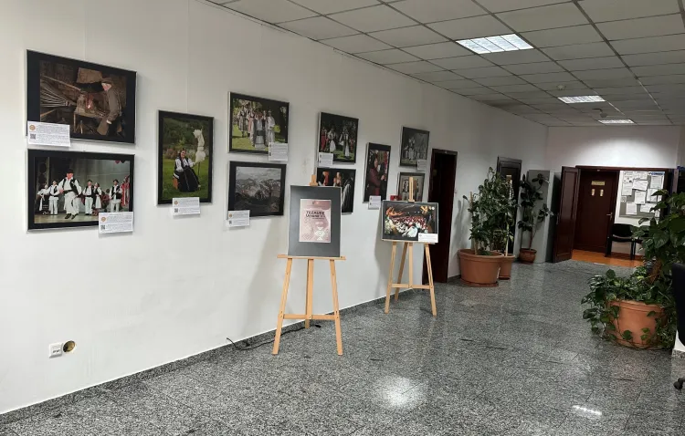 Expoziție dedicată tezaurelor umane vii din județul Cluj la Consiliul Județean