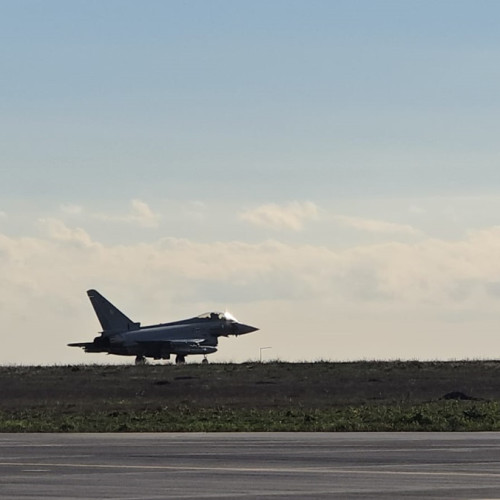 Generalul Donahue vizitează Baza 57 Mihail Kogălniceanu pentru a susține militarii americani din România