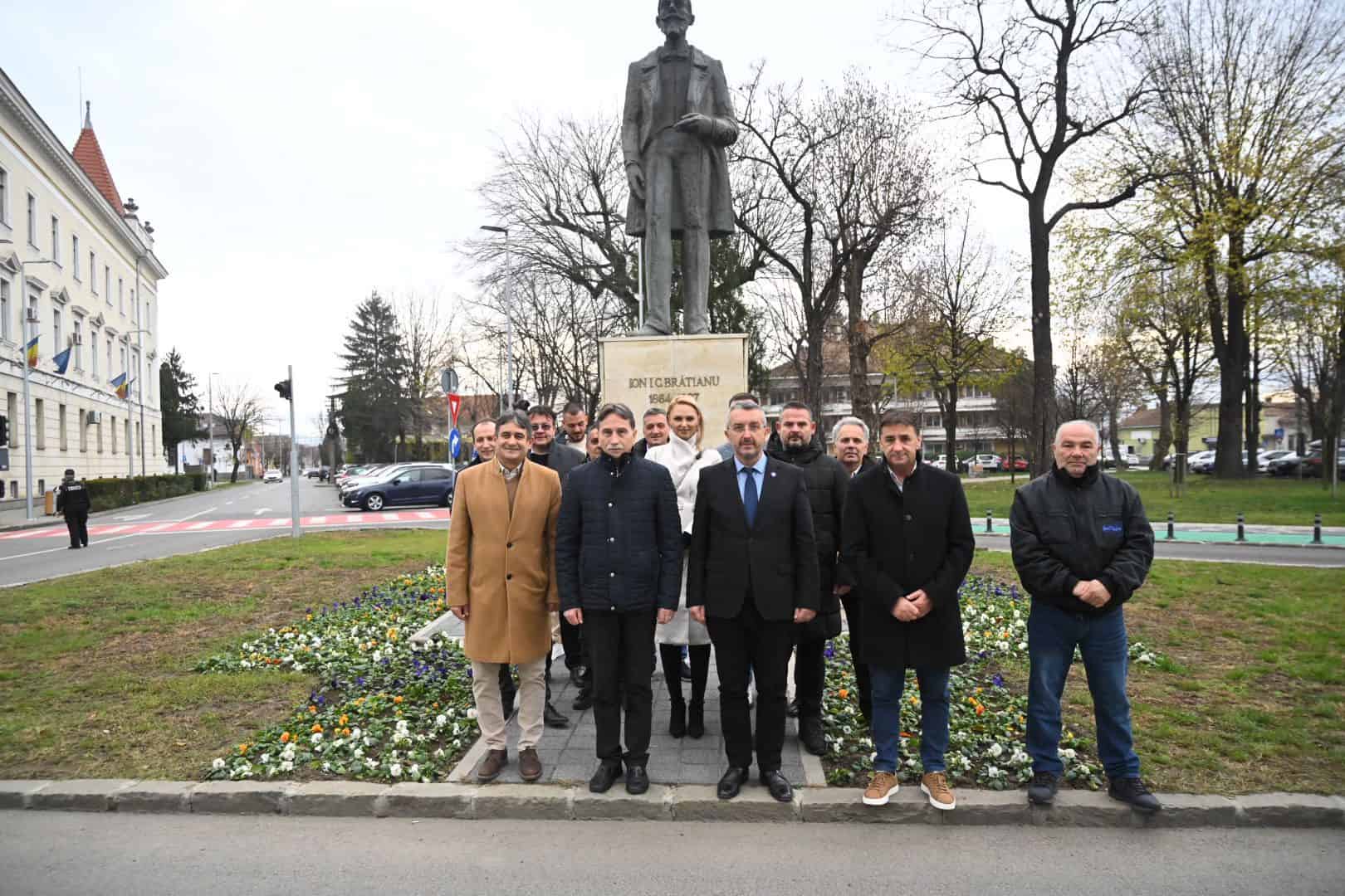 Gabriel Pleșa aduce omagiu lui Ion I.C. Brătianu la 98 de ani de la deces