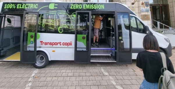 Buzău primește primele microbuze școlare din PNRR și fonduri europene suplimentare